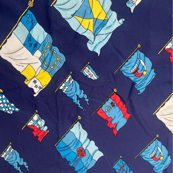 J. McLaughlin Navy Cap Sleeve Flag Print Top Size M Yacht Boating Spring Preppy - Picture 3 of 8